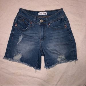 YMI Curvy Fit Distressed Short Jean